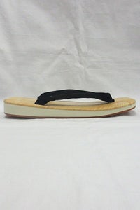 黒鼻緒　雪駄　サイド