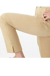 テーパードパンツ　ストレッチ