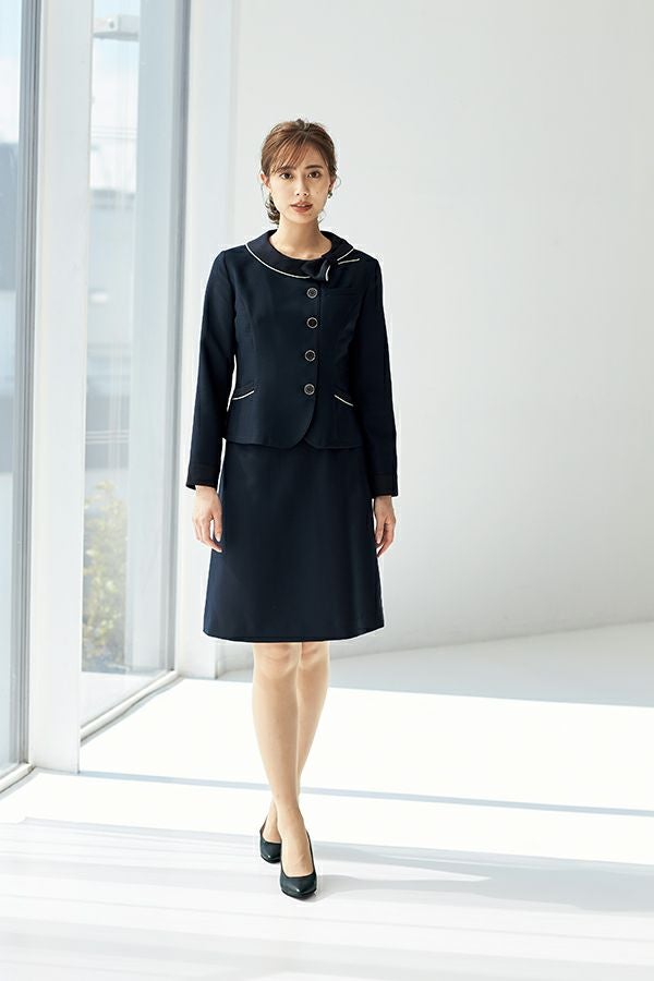 春夏用Ａラインスカート　ジャケット　全身