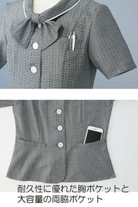 オーバーブラウス　大容量ポケット