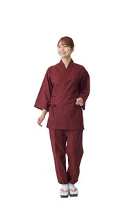 女性モデル　前面